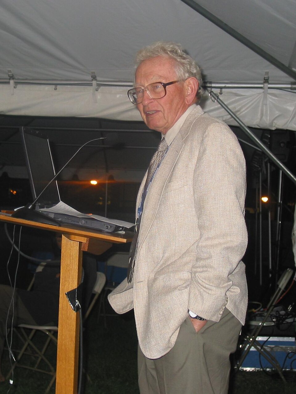 Warren Anderson